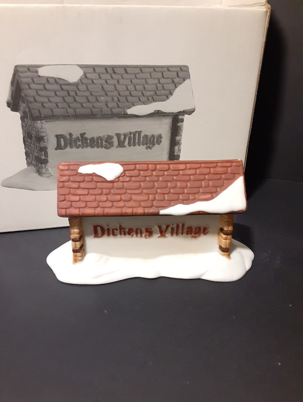Vintage Department 56 Dickens Village Sign 6569-2 Dept. 56 Heritage Collection